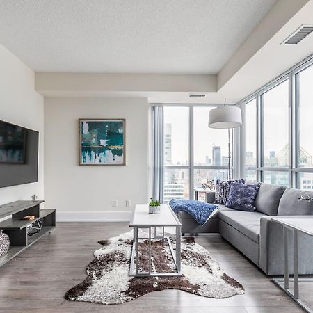 Luxury 1Br Condo - King Bed With City Views Toronto Exterior foto